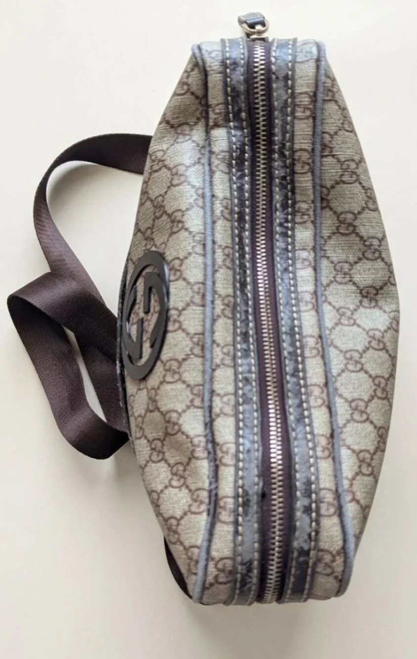 GUCCI GG SUPREME INTERLOCKING G CROSSBODY